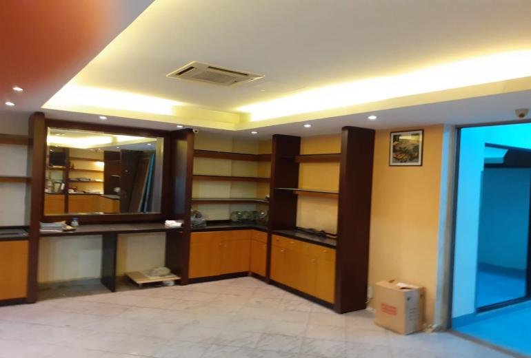Shop for Sale in Ashrafiyeh –محل للبيع في الأشرفية