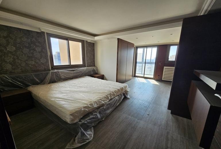 Super Deluxe Duplex for Sale in Achrafiyeh - دوبلكس سوبر ديلوكس للبيع