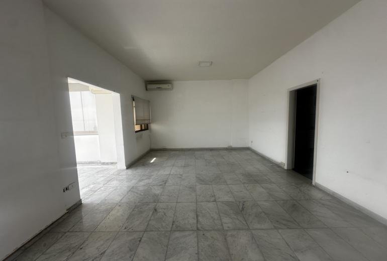 Apartment for Sale in Awkar - شقة للبيع في عوكر