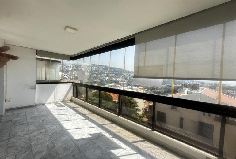 Apartment for Sale in Awkar - شقة للبيع في عوكر