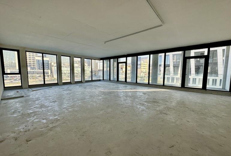 Office for Rent in Waterfront Dbayeh  مكتب للإيجار في واجهة ضبية البحرية